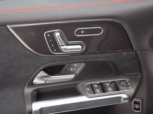 New 2026 Mercedes-Benz GLB 35 AMG 4MATIC image 22