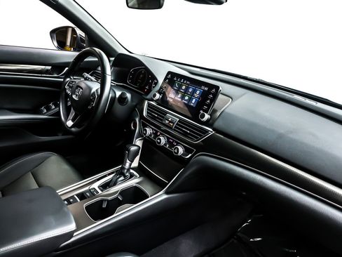 Used 2022 Honda Accord Sport image 16