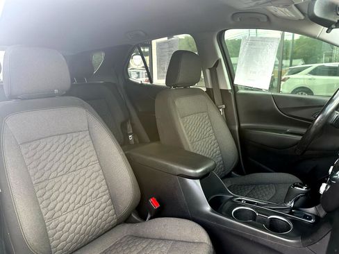 Used 2021 Chevrolet Equinox LT image 11