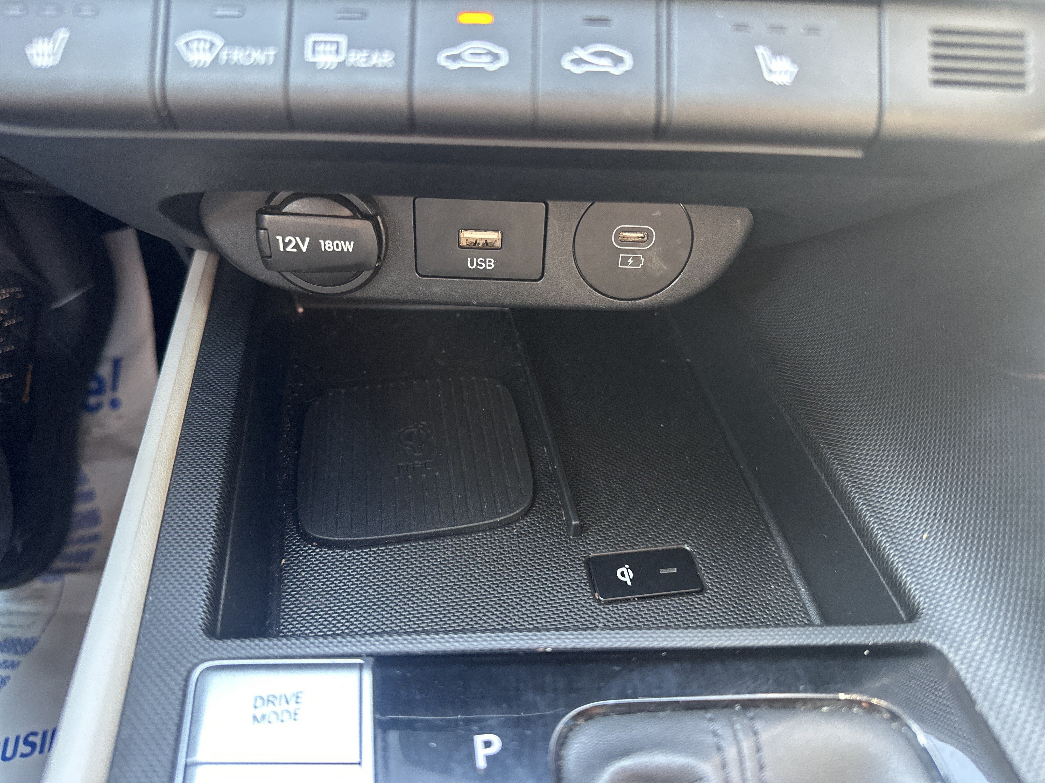 Used 2024 Hyundai Elantra Limited FWD image 17