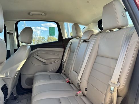 Used 2015 Ford C-MAX SEL w/ Equipment Group 302A image 16