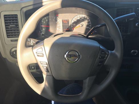 Used 2021 Nissan NV 2500 SV image 10