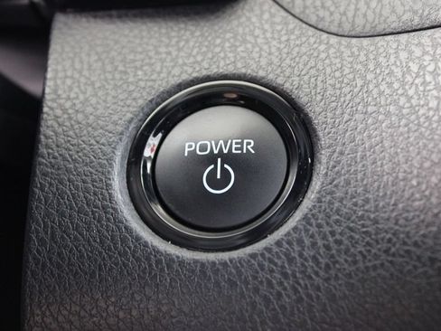 Used 2025 Toyota Camry LE FWD image 12