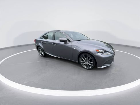 Used 2016 Lexus IS 300 AWD image 9