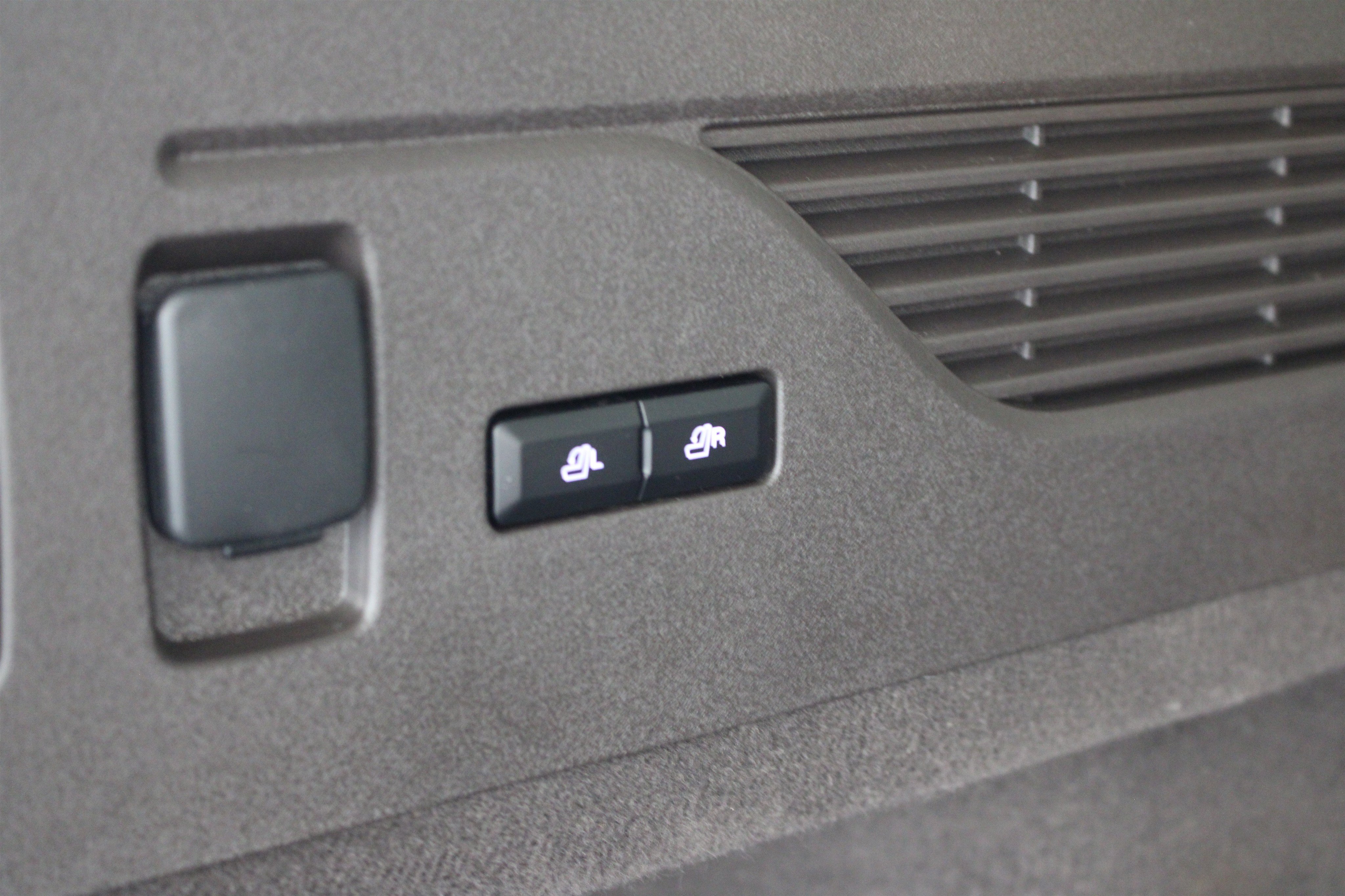 Used 2024 Lincoln Nautilus Black Label AWD/4WD image 27