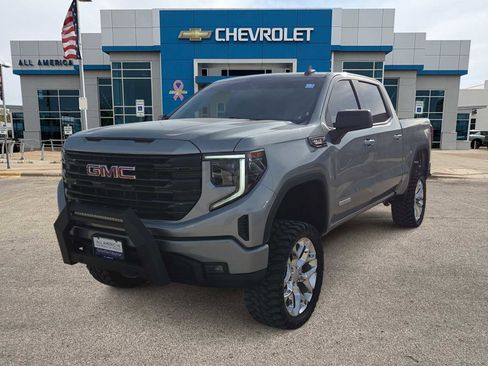 Used 2024 GMC Sierra 1500 Elevation image 1