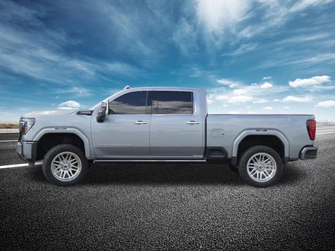 Used 2024 GMC Sierra 2500 Denali Ultimate AWD/4WD image 17