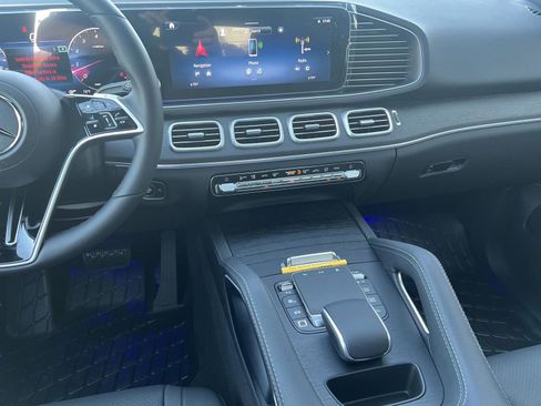 Certified 2025 Mercedes-Benz GLE 350 GLE 350 image 34