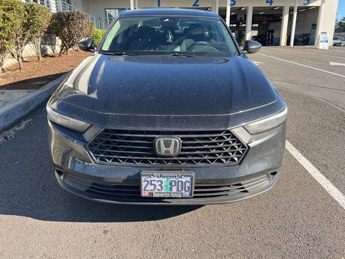 Used 2023 Honda Accord EX image 3