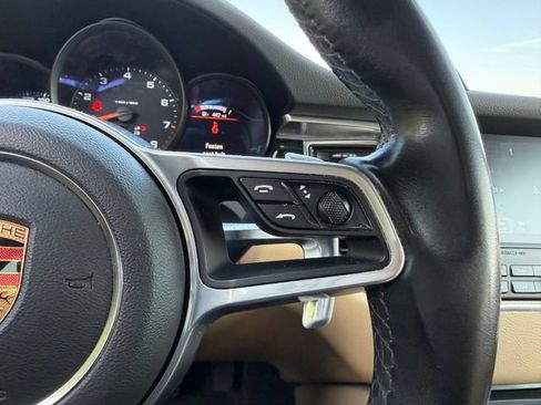 Used 2018 Porsche Macan AWD/4WD image 26
