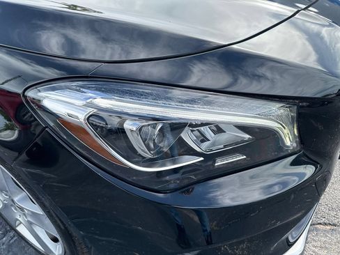 Used 2019 Mercedes-Benz CLA 250 4MATIC image 11
