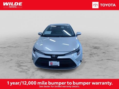 Certified 2025 Toyota Corolla LE image 4