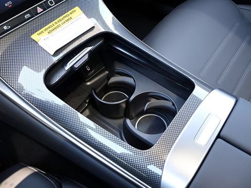 Used 2025 Mercedes-Benz GLC 43 AMG 4MATIC image 27
