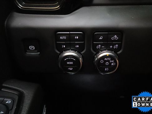 Used 2024 GMC Sierra 1500 AT4 w/ Technology Package AWD/4WD image 33