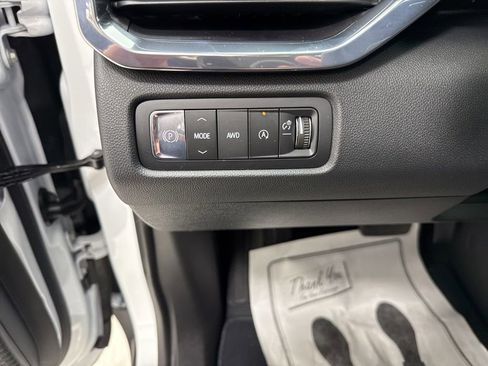 New 2026 GMC Acadia Elevation image 25