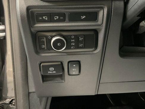 Used 2023 Ford F150 Lariat image 8