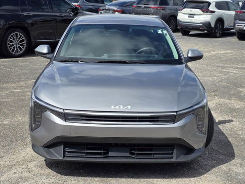Used 2025 Kia K4 FWD image 3