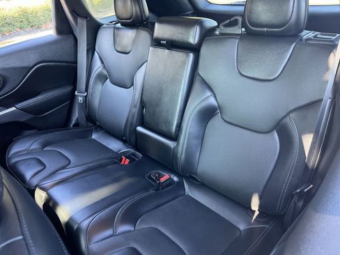 Used 2020 Jeep Cherokee Limited w/ Trailer Tow Group image 26