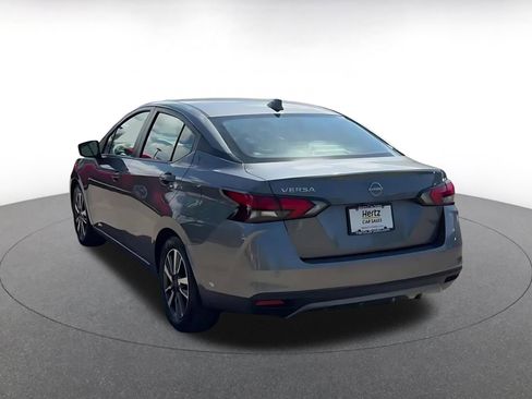 Used 2025 Nissan Versa SV FWD image 10
