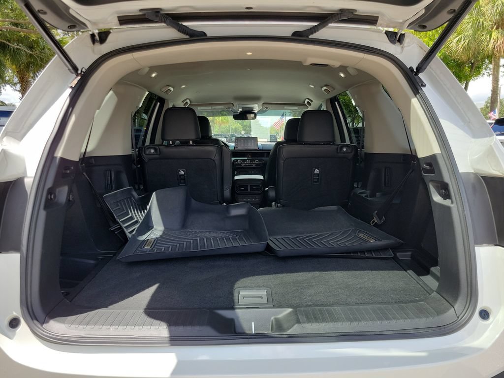Used 2023 Honda Pilot EX-L image 7