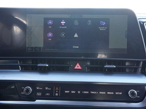 Used 2025 Kia Sportage EX image 46