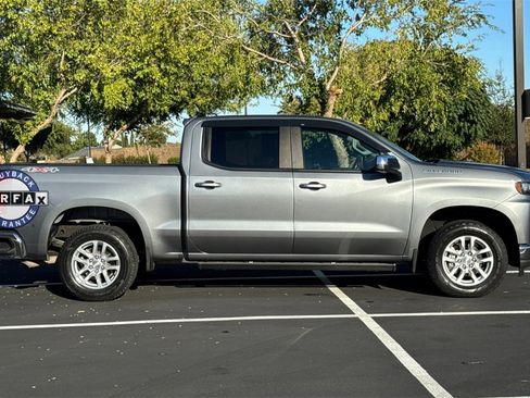 Used 2021 Chevrolet Silverado 1500 LT image 8