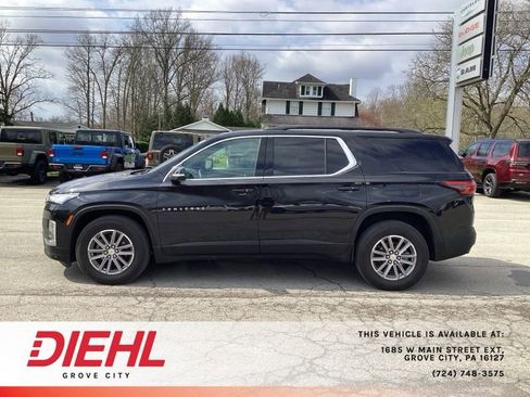 Used 2023 Chevrolet Traverse LT image 4