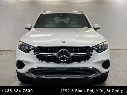 Certified 2025 Mercedes-Benz GLC 300 4MATIC image 8