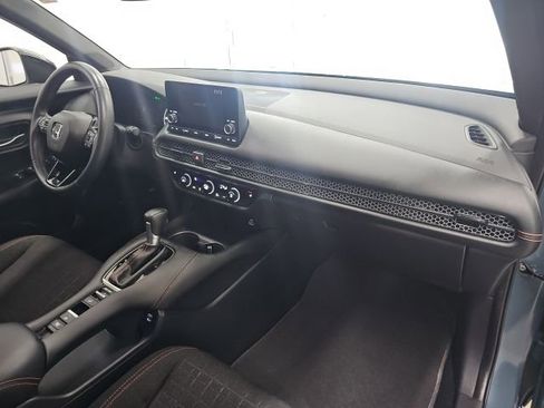 Used 2024 Honda HR-V Sport image 11