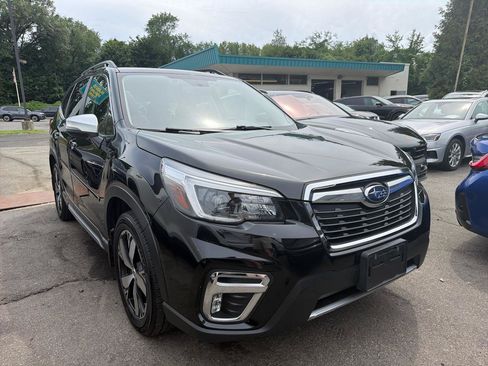 Used 2021 Subaru Forester Touring AWD/4WD image 3