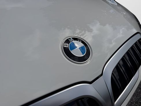 Used 2024 BMW 330i Sedan w/ Convenience Package RWD image 27