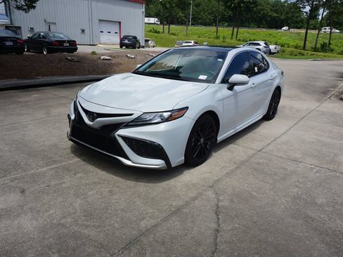 Used 2023 Toyota Camry XSE FWD image 24