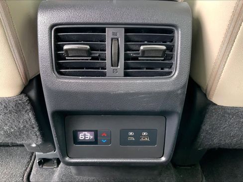 Used 2021 Nissan Rogue SL FWD image 36
