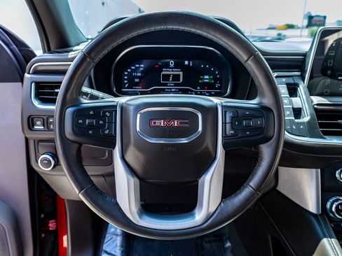 Used 2022 GMC Yukon SLT w/ SLT Premium Package RWD image 18