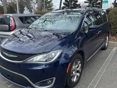 Used 2019 Chrysler Pacifica Touring-L Plus w/ Advanced Safetytec Group