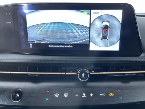 Certified 2024 Nissan Ariya AWD image 19
