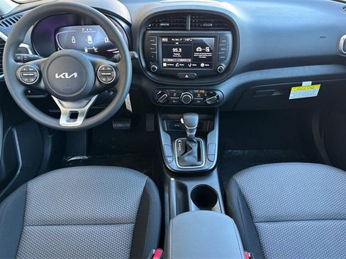 New 2025 Kia Soul LX image 15