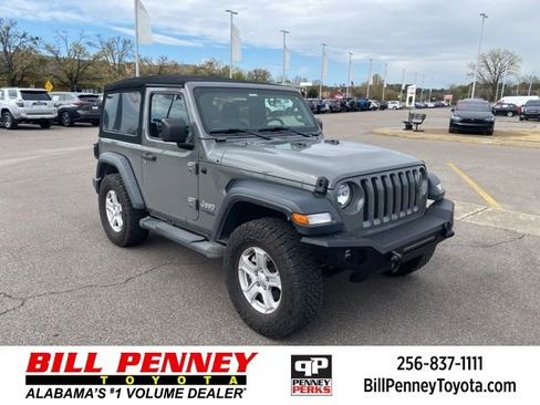 Used 2019 Jeep Wrangler Sport S image 1