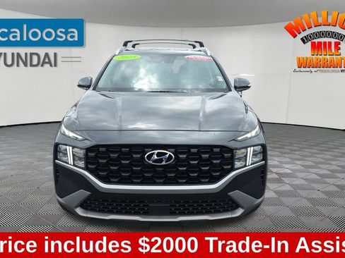 Used 2023 Hyundai Santa Fe SEL FWD image 2
