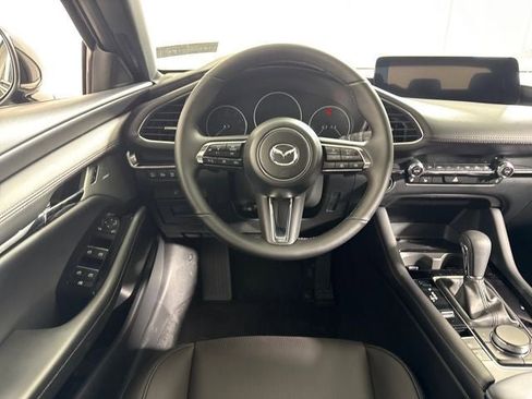 New 2026 MAZDA MAZDA3 Hatchback w/Premium Plus Pkg image 20