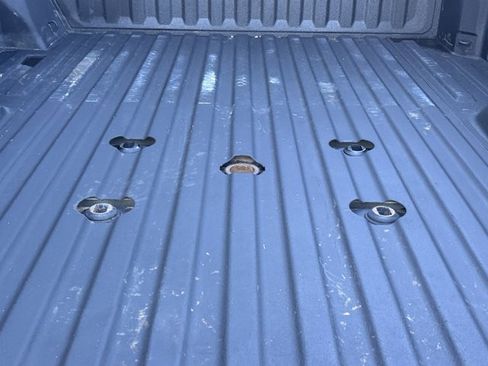 Used 2024 GMC Sierra 3500 SLE w/ SLE Convenience Package image 7