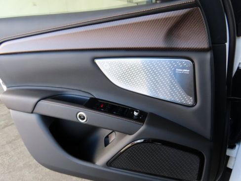 New 2025 Maserati Grecale Folgore image 47