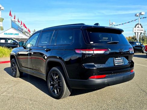 New 2025 Jeep Grand Cherokee L Limited w/ Trailer Tow Package image 6