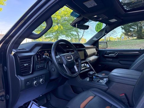 Used 2024 GMC Sierra 1500 AT4 w/ Technology Package image 25