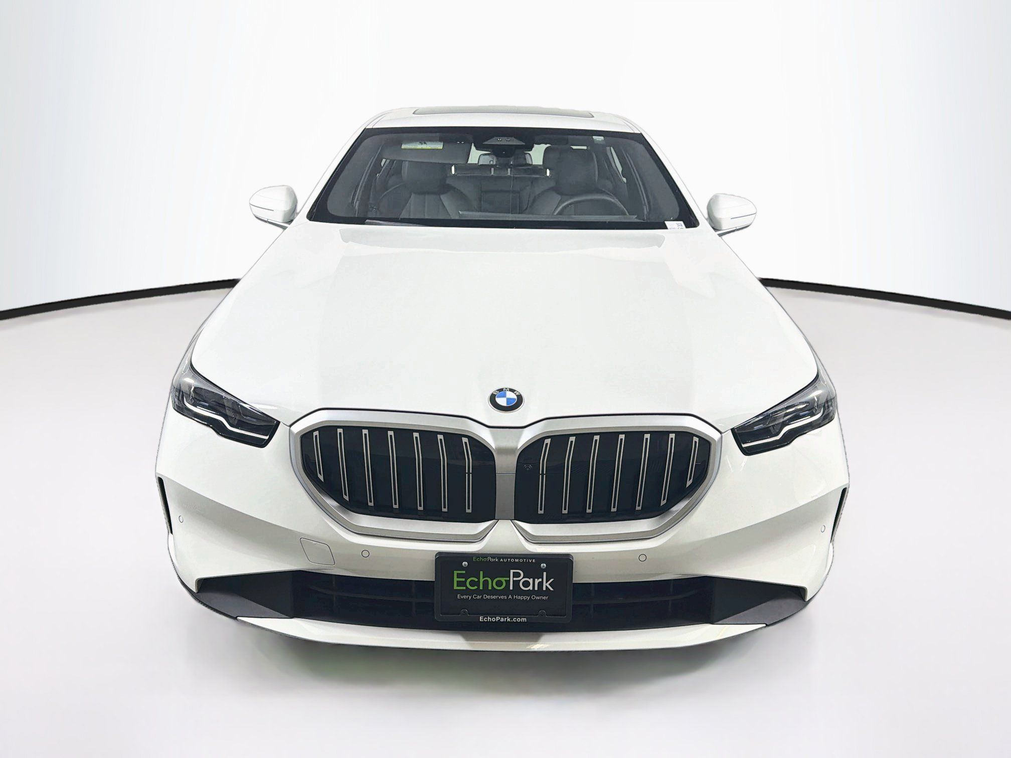 Used 2026 BMW 530i w/ Premium Package RWD image 2