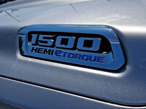 Used 2022 RAM 1500 Big Horn AWD/4WD image 30
