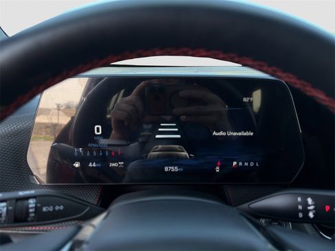 Used 2025 Chevrolet Equinox RS w/ Safety and Technology Package image 11