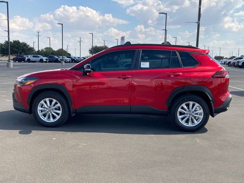 New 2026 Toyota Corolla Cross LE image 8