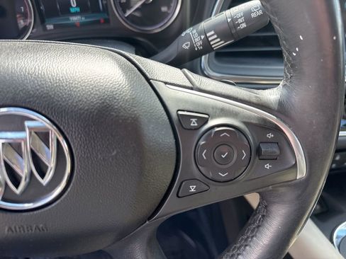 Used 2018 Buick Enclave Premium AWD/4WD image 13