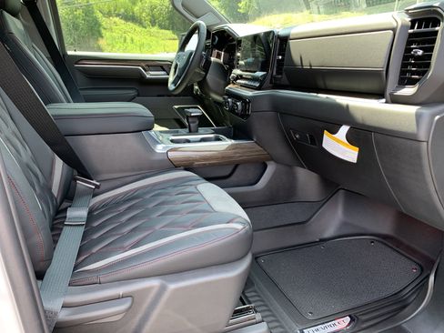 New 2025 Chevrolet Silverado 1500 RST AWD/4WD image 35